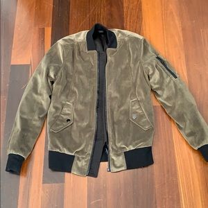 Reversible Bomber